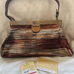 New Patricia Nash “Ferrera” style gold purse